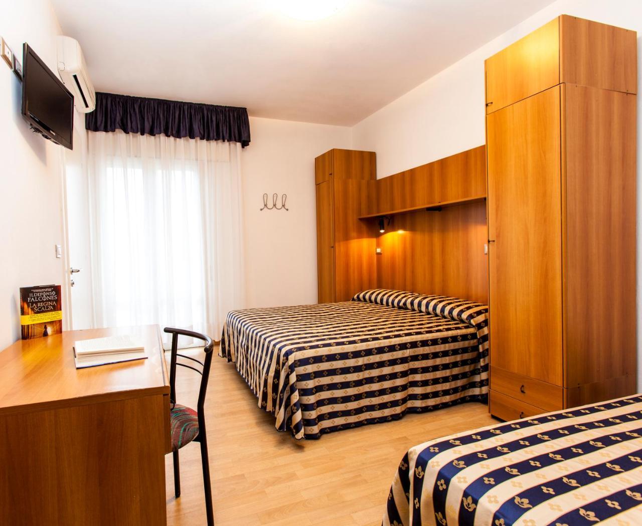 Arizona Hotel 3*
